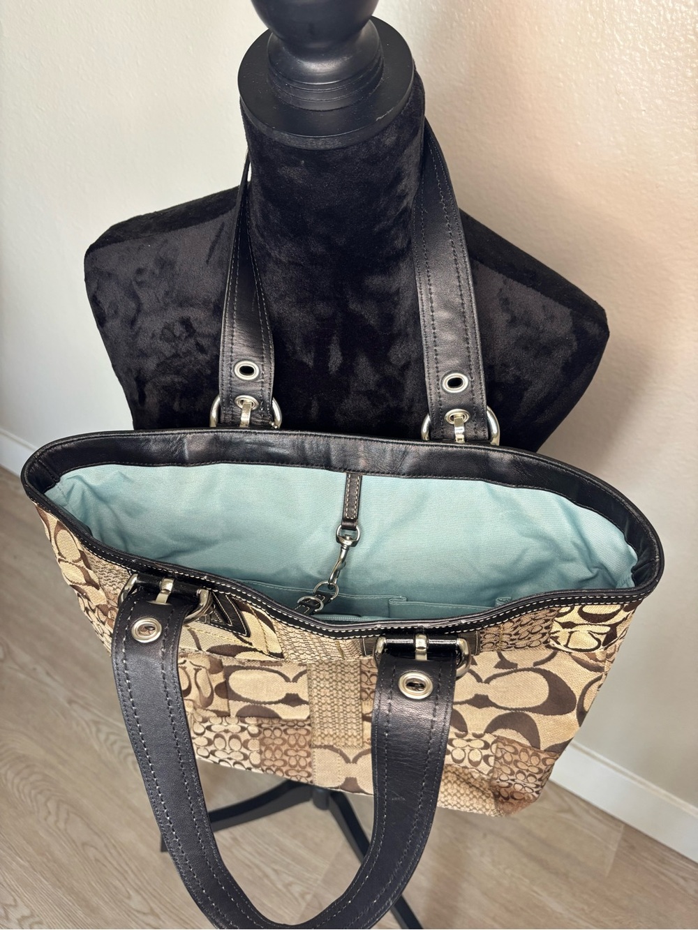 Coach Vintage Soho Signature Patchwork Tote in Brown with Black Trim - Picture 7 of 10
